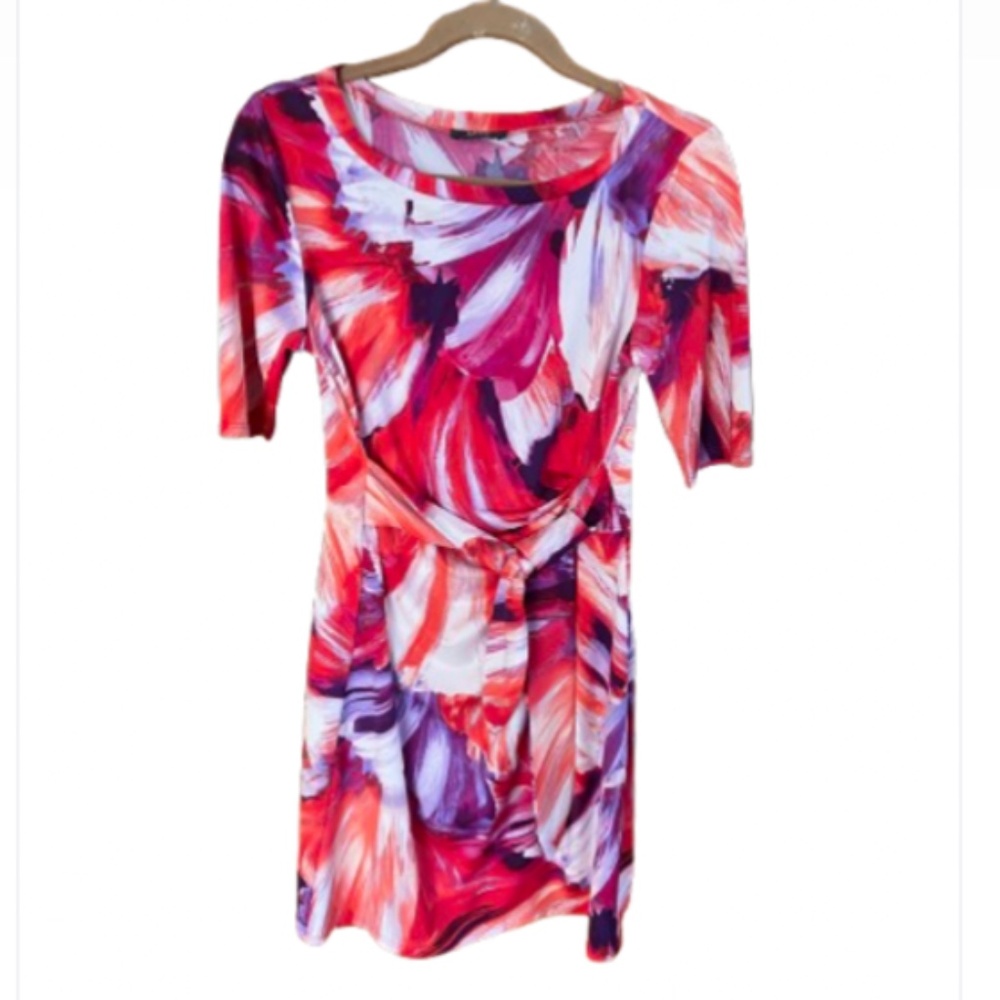 WOMENS DRESS MSK petite size medium Beautiful print Flattering cut with self-tie